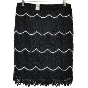 Talbots Black & White Scalloped Lace Pencil Skirt Womens Size 8P Knee Length NEW